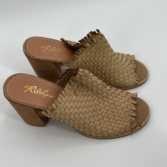 Evereve Rebels Tenley Woven Mules 7.5 - Picture 2 of 6